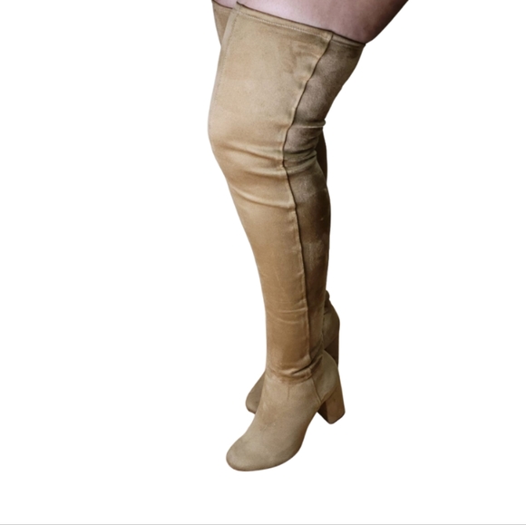 Fall Thigh High Boots Size 6 - Picture 3 of 8